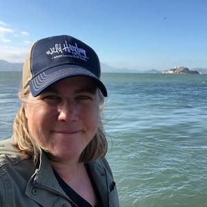 Meet your Posher, Monique